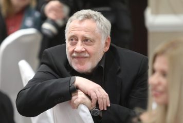 Édesanyját 48 éve, 48 évesen veszítette el Koltai Róbert