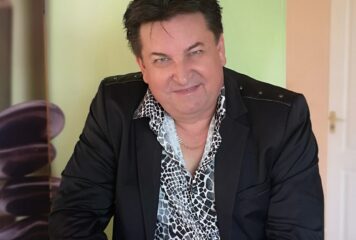 Sláger Tibó: 20 évvel ezelőtt nem gondoltam, hogy ennyi sztár fogja énekelni a dalaimat!