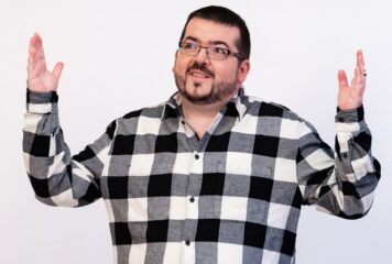 Berobbantotta a cukiságbombát a Zenebutik TV reality műsorából megismert zenész