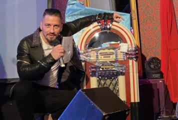 Zenegépet kapott 40. születésnapjára Vastag Csaba