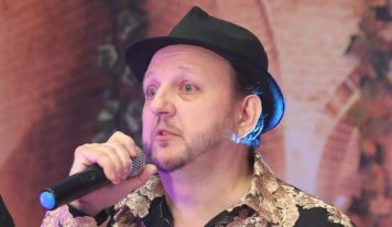Tuti Tomi szólókarrierbe kezdett