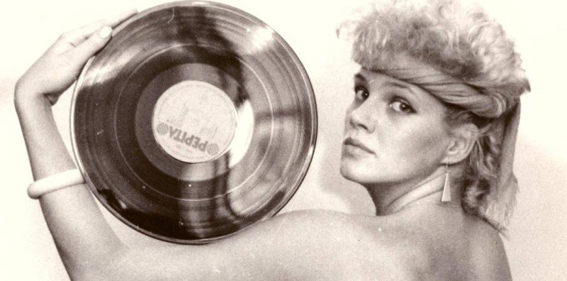 DJ FIRST LADY, a hangulatfelelős – Ő volt az első női lemezlovas!