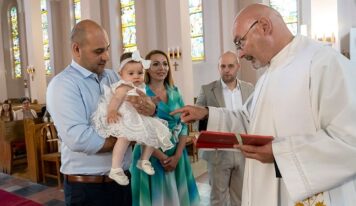 Megkeresztelték Nédo Olgi kislányát