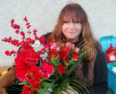 76. születésnapján édesanyjának vitt a sírra virágot Zalatnay Cini