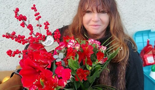 76. születésnapján édesanyjának vitt a sírra virágot Zalatnay Cini