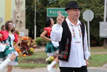 Dudar Feri szüreti mulatságon forgatta új klipjét