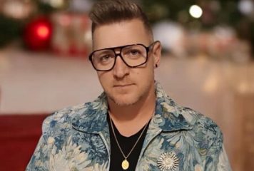 Csibész Tóth Miki a karácsonyáról mesélt: „Három nap mesevilág” Csámpa: A család mindenekelőtt