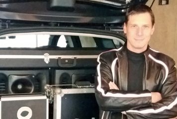Skinti Csaba, a Cairo frontembere igazi polihisztor