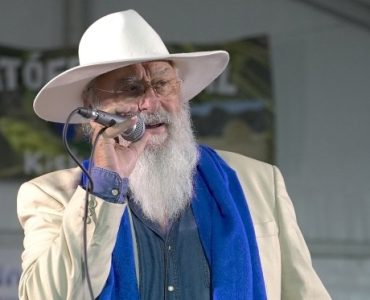 55 éves az Apostol: jön az utolsó nagy cirkusz!