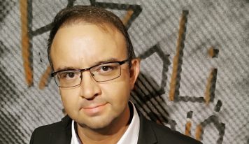 Pál Zoli elmés rímekkel érkezett