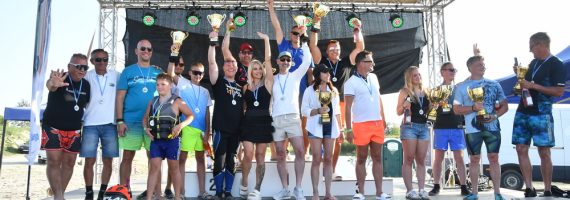 A Trimedio sztárjai a színpadon és a vízen is bizonyítottak a Jet-Ski Star Kupán
