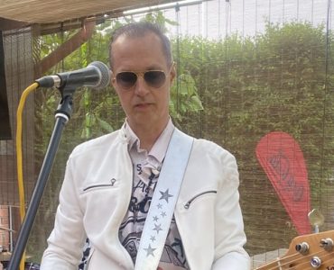 Szuper Géza új fejezetet nyit: Dr. Szuper néven folytatja